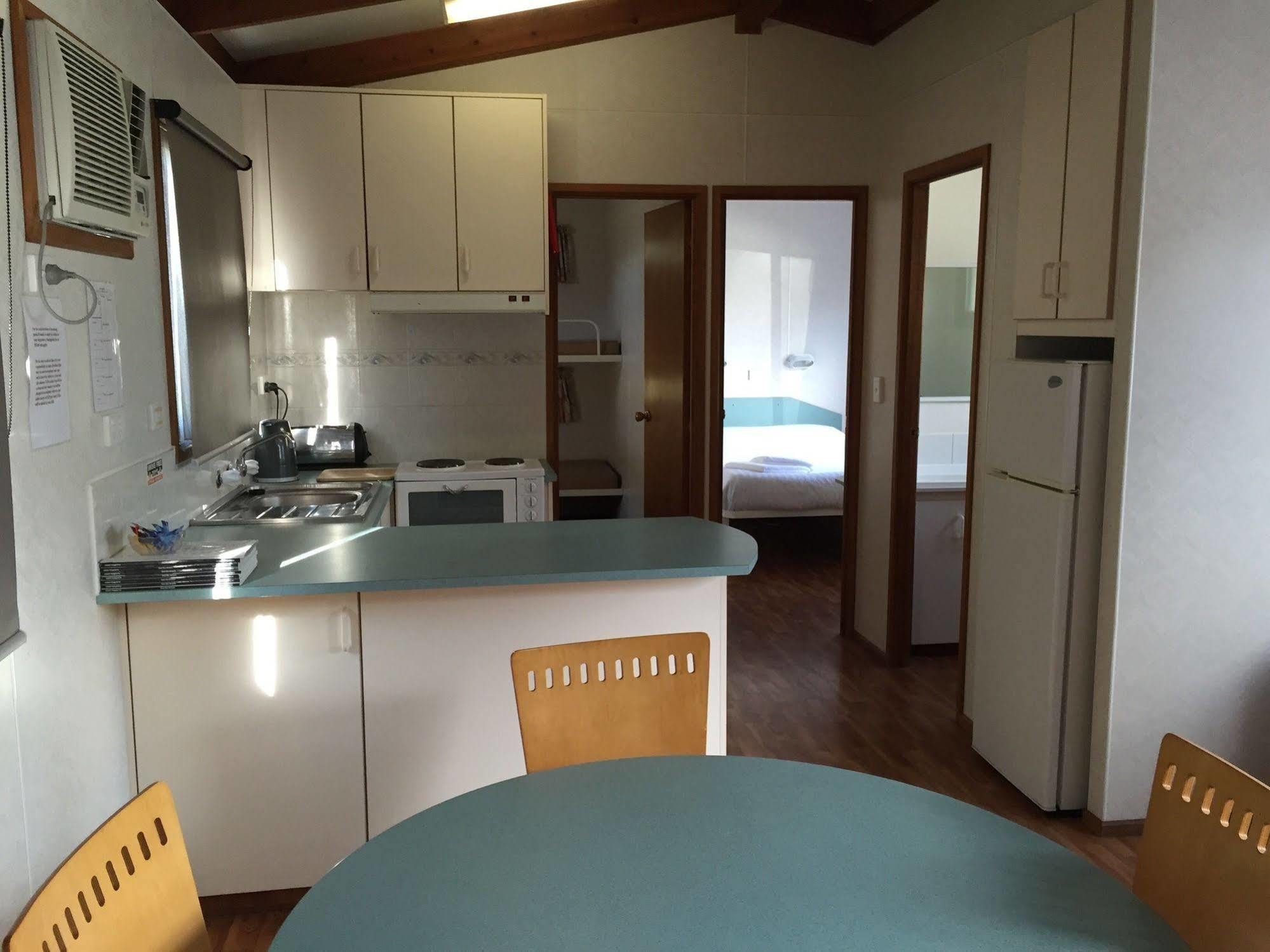 Inverloch Cabins & Apartments 외부 사진
